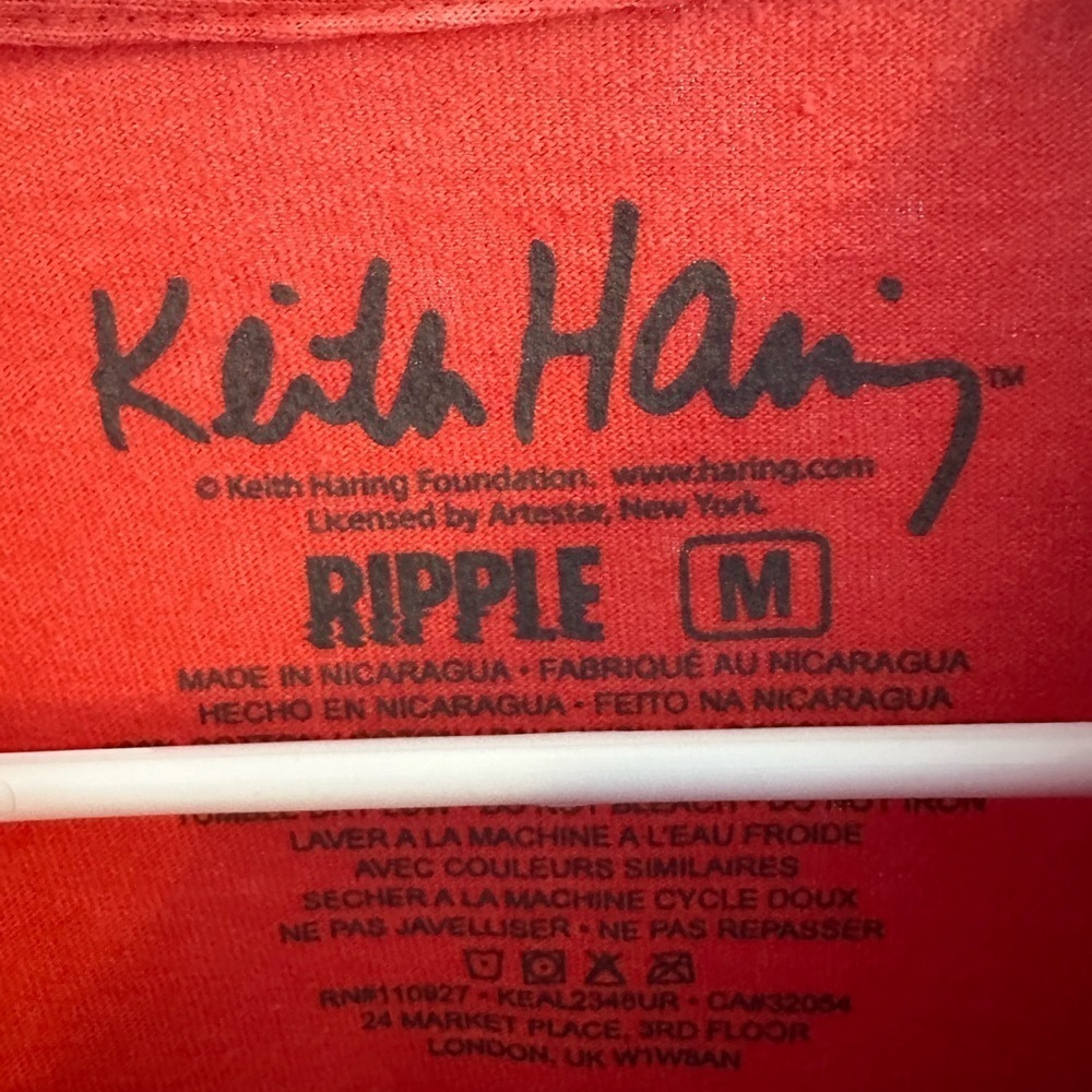 Keith Haring  Ripple Heart Shirt - Picture 5 of 5